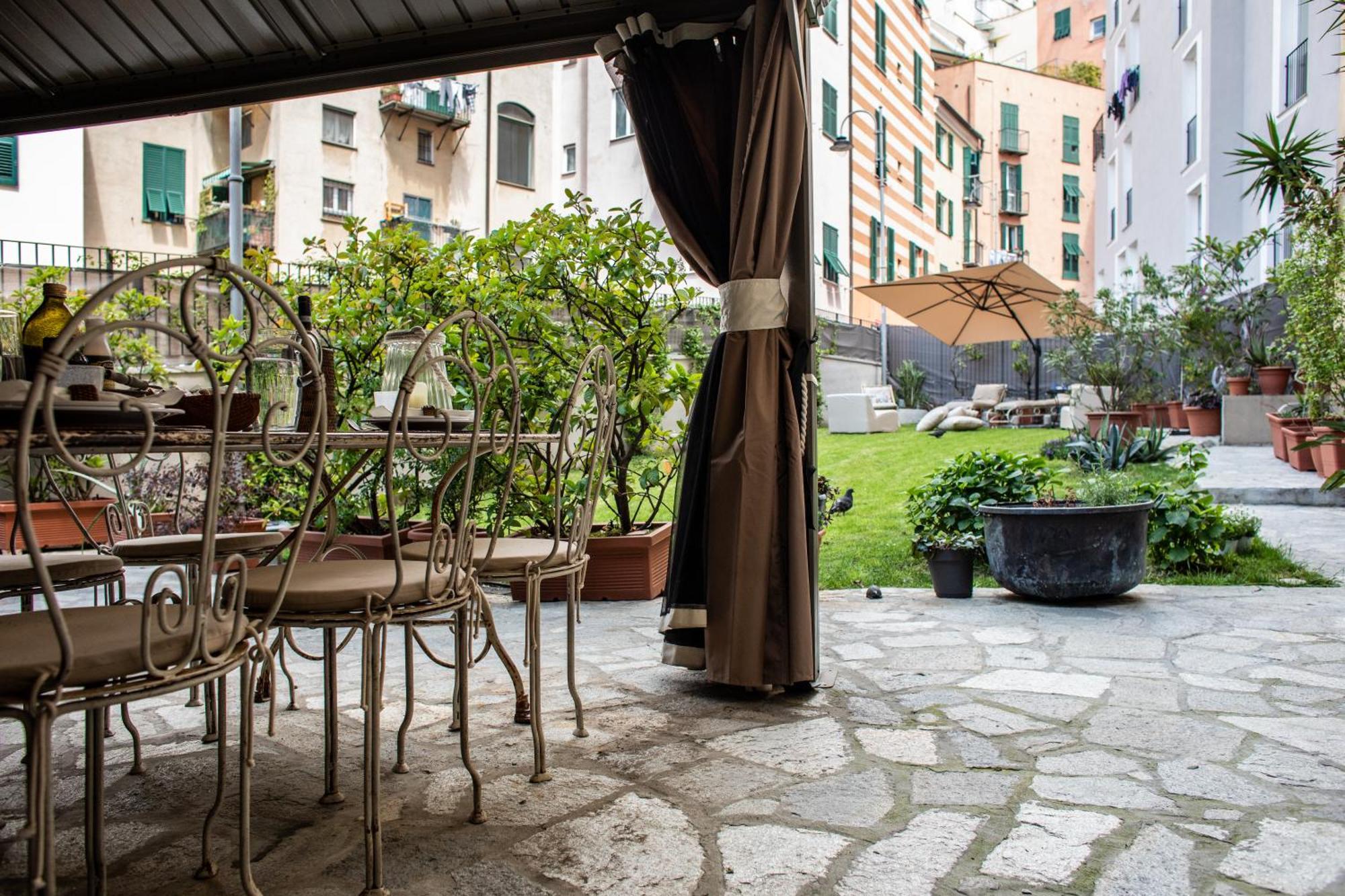 Giardino In Centro Storico -Appartamento Con Giardino, Genova Centro Storico, Acquario Buitenkant foto